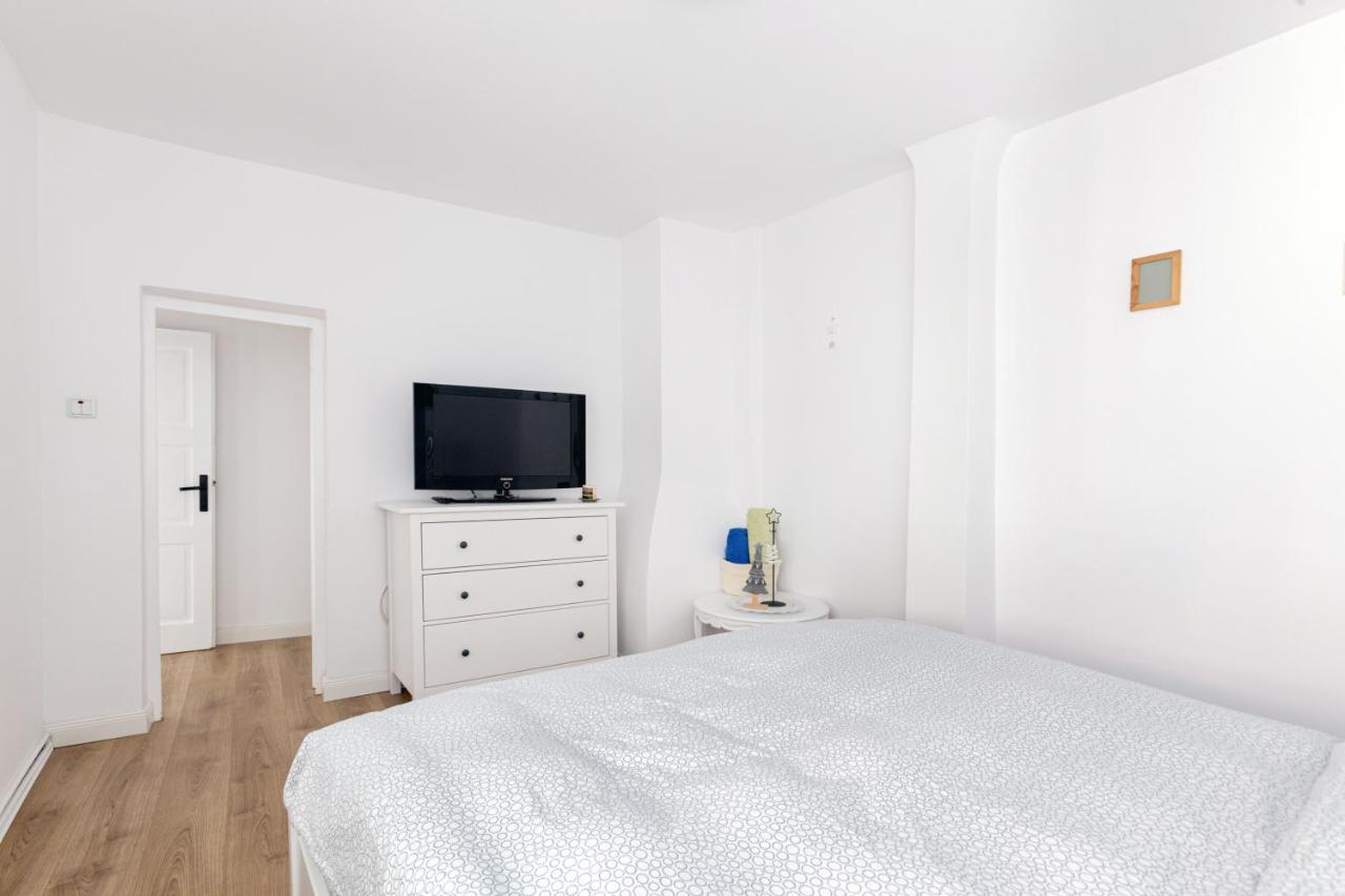 Apartament Agnes บราชอฟ ภายนอก รูปภาพ