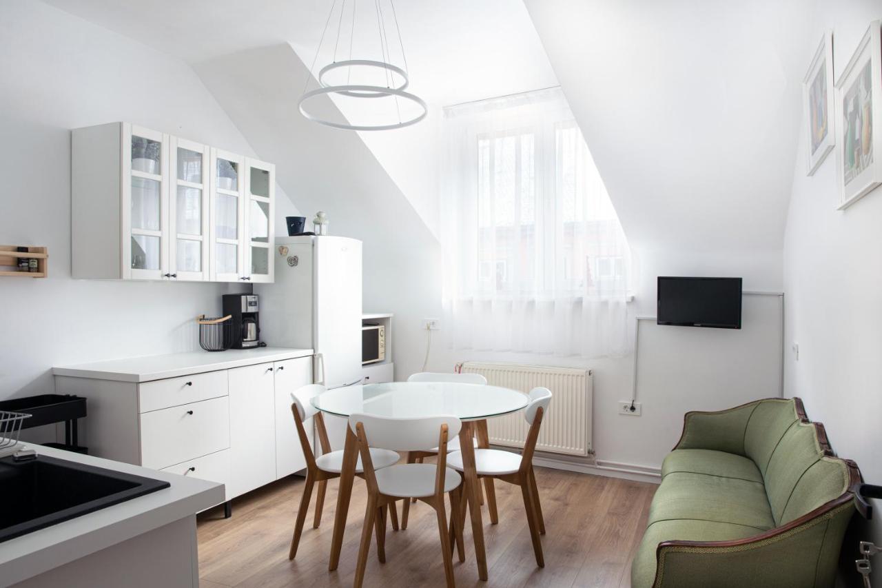 Apartament Agnes บราชอฟ ภายนอก รูปภาพ